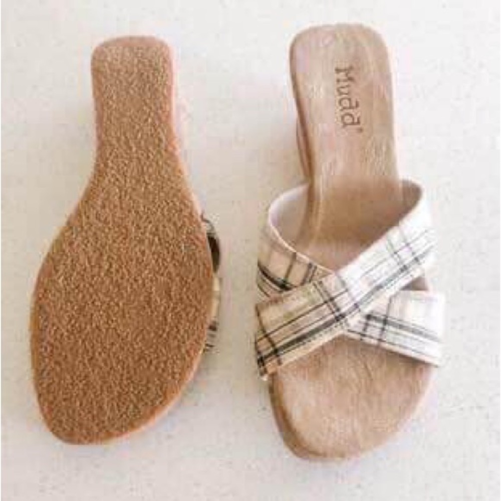 Mudd Wedges